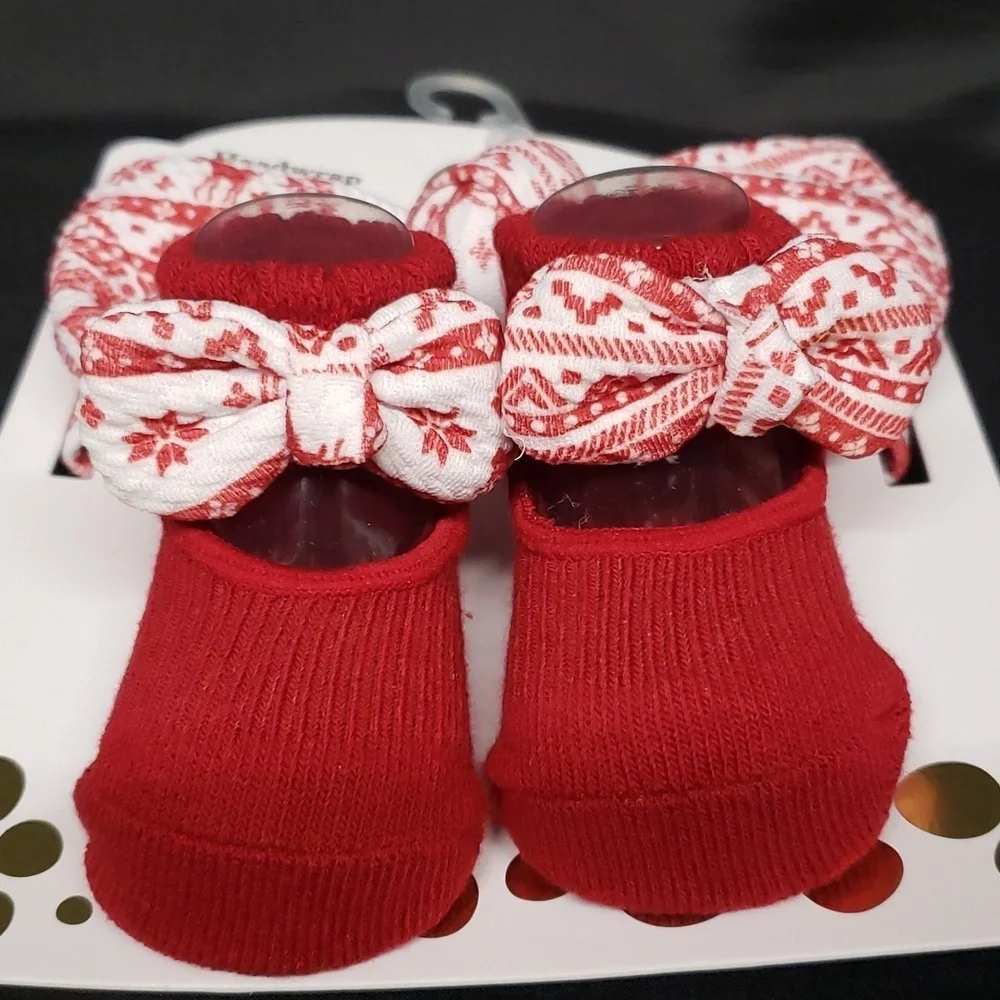 Little Me NWT Holiday Headwrap and Booties Set